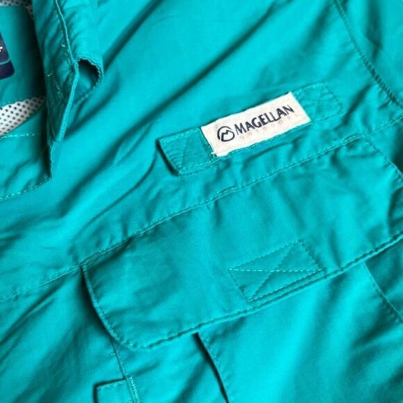 MAGELLAN Outdoors Men's Fish Gear Angler Fit Vented Button Shirt Aqua Size Small - Picture 6 of 9